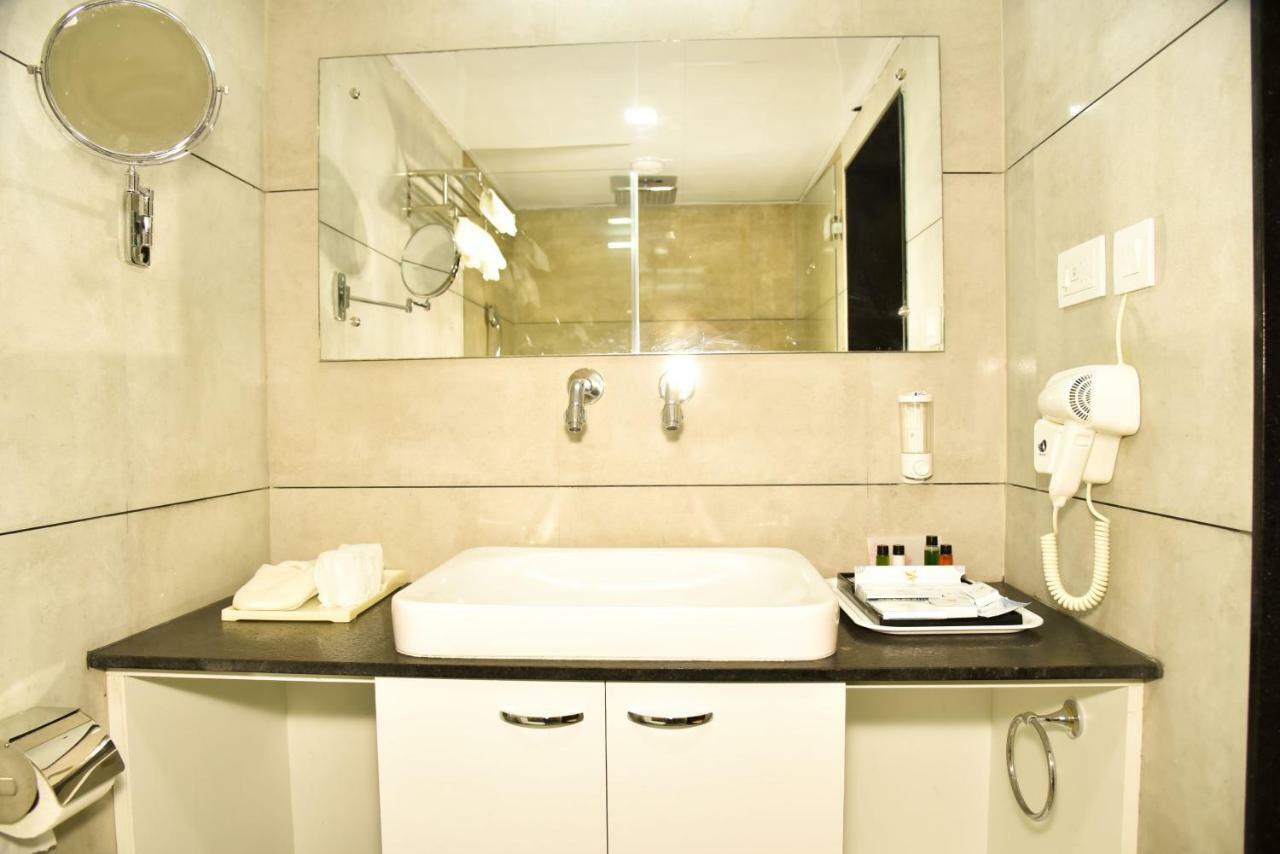 Silver Oak Hotel Mysore Eksteriør bilde