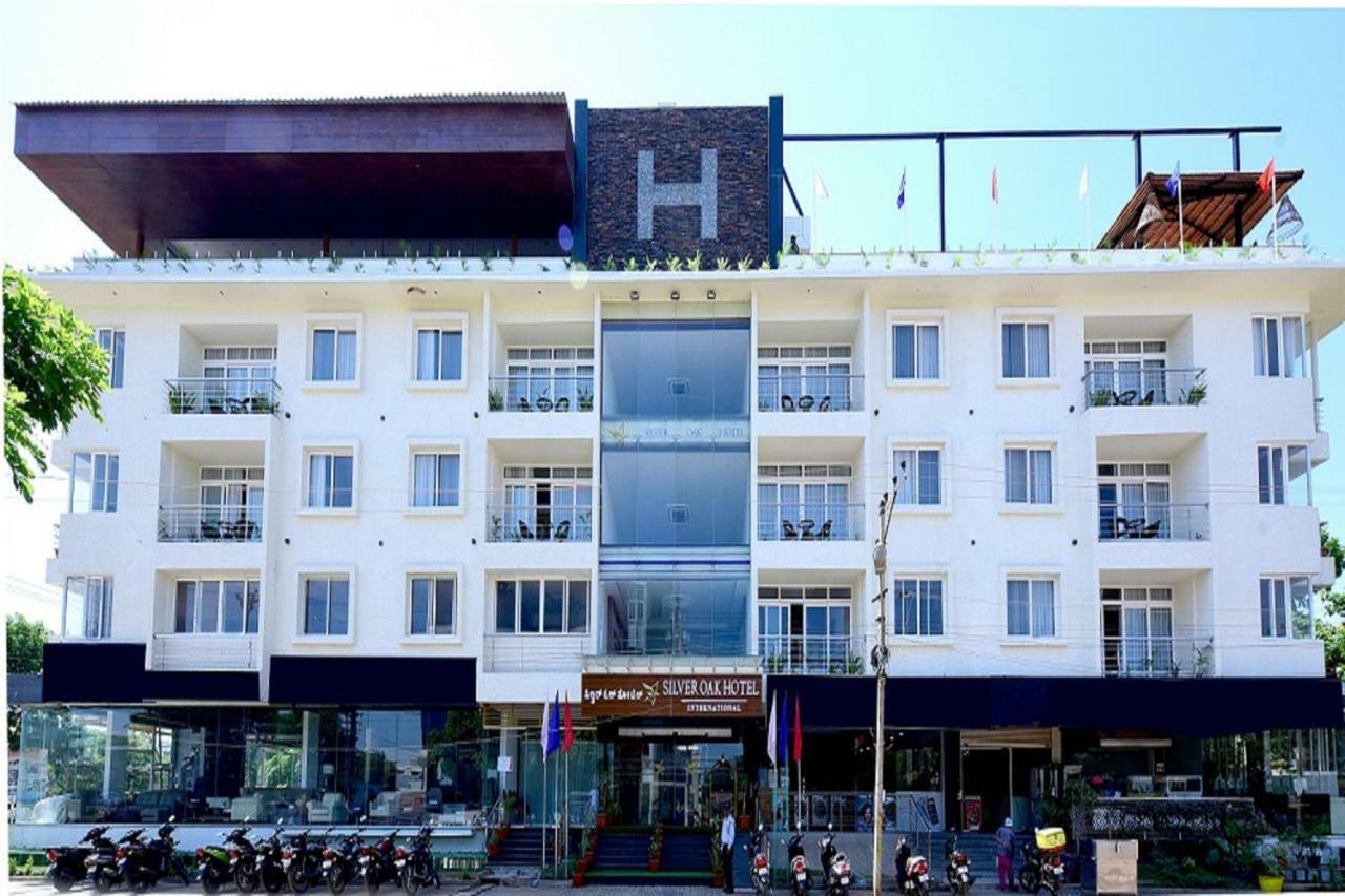Silver Oak Hotel Mysore Eksteriør bilde